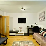 Apartment Joy Nemoianu 8d